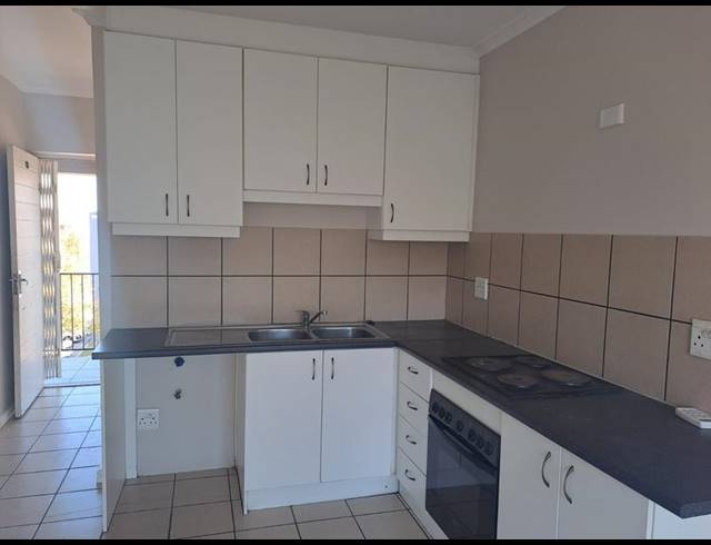 2 BEDROOM PROPERTY TO RENT IN KRAAIFONTEIN EAST